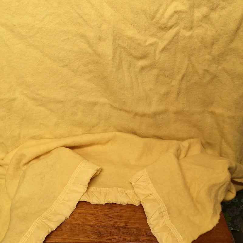Single Soft Warm Yellow Wool Blanket Bedspread