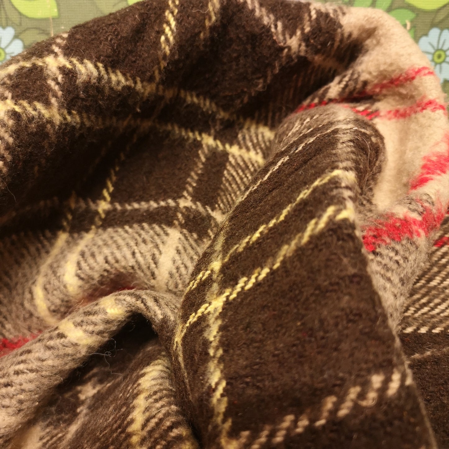 Retro Large Brown Red Checked Squares Double Blanket Campervan