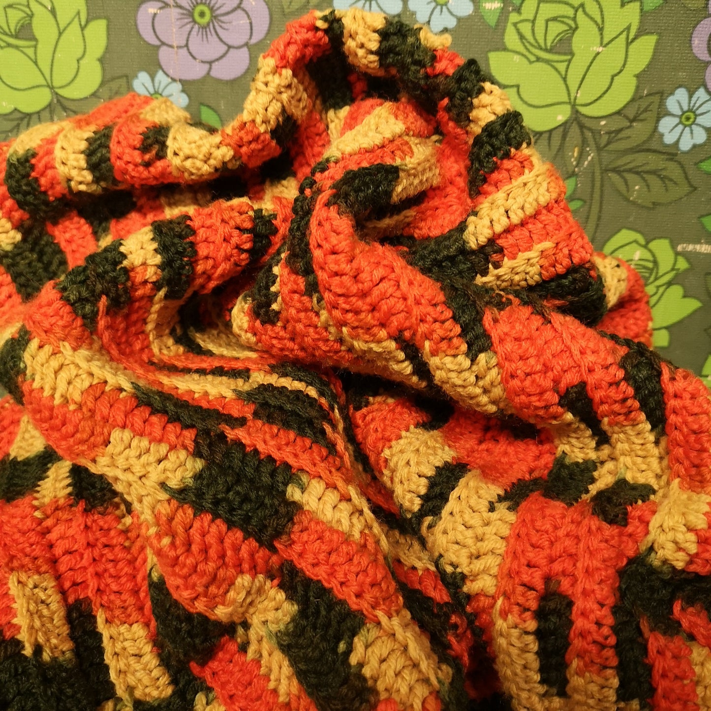 Green Orange Yellow Mottled Effect Knitted Blanket Bedspread