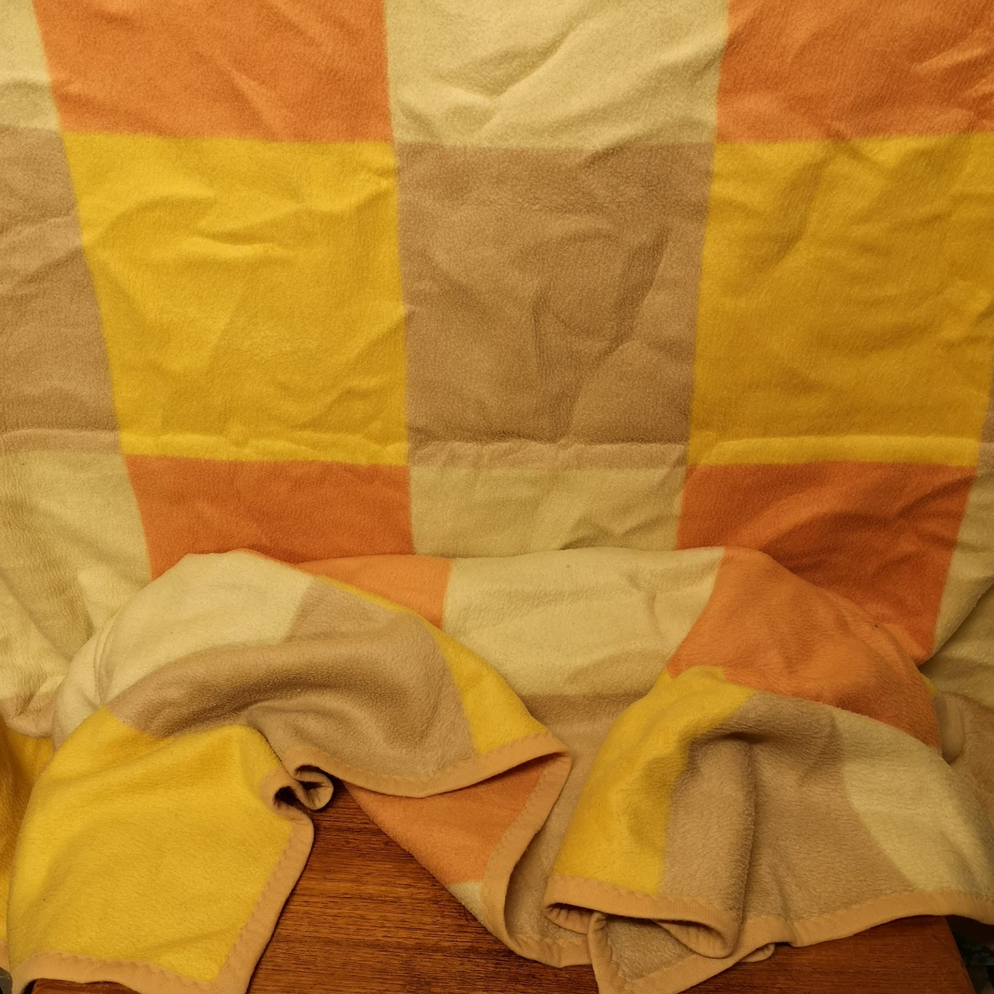 Retro Checked Brown Yellow Beige Orange Bedspread Blanket