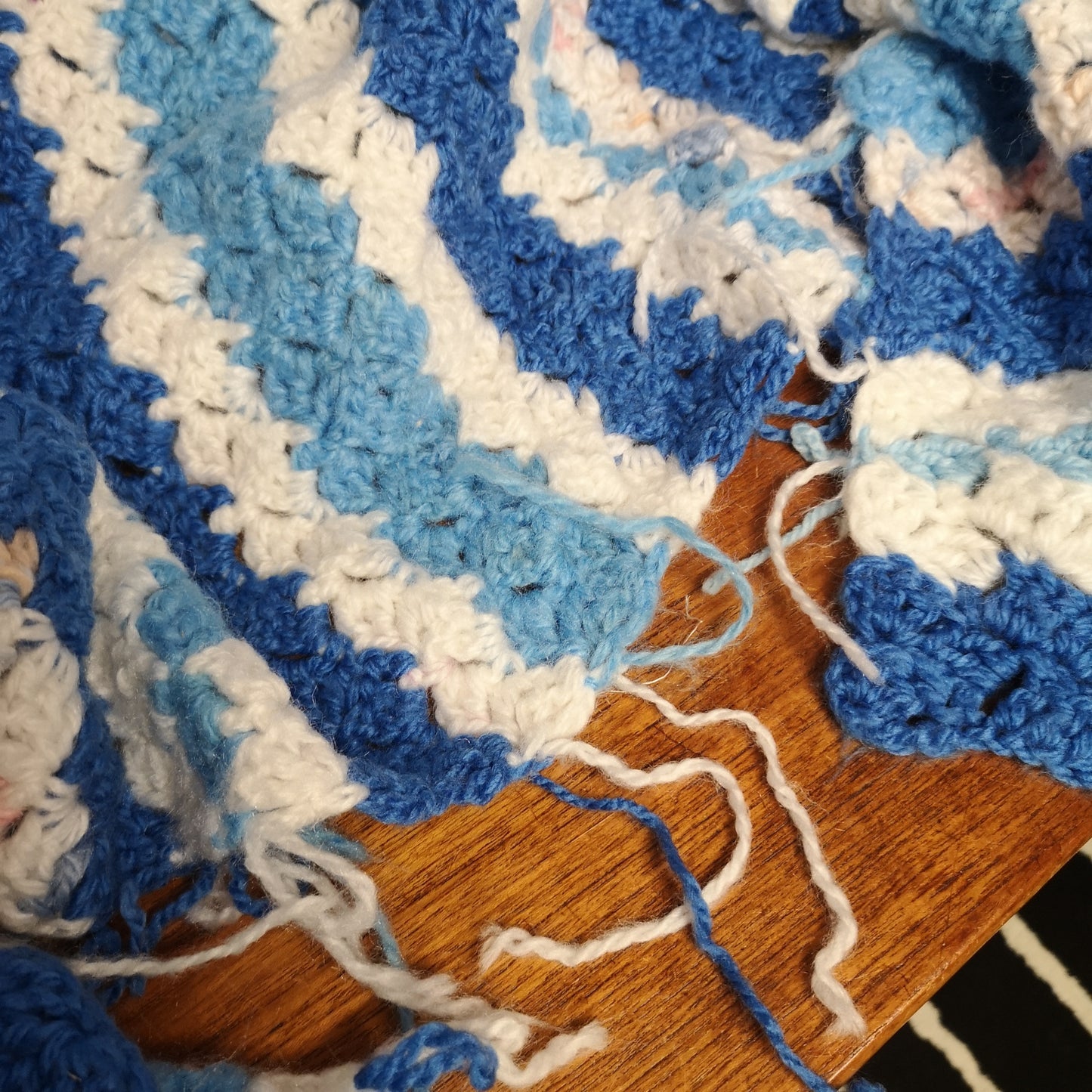 Chunky Soft Warm Knitted Blue Stripy Single Blanket