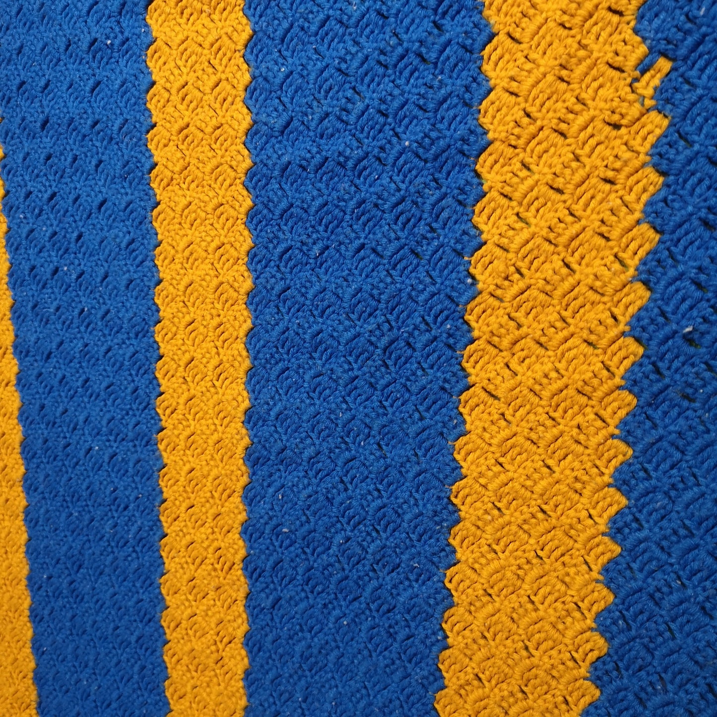 Large King-size Blue Gold Yellow Stripes Knitted Bedspread Blanket