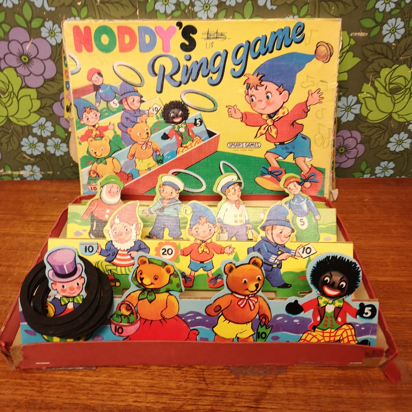 Vintage 60's Noddy's Ring Game Board Game Spears Games