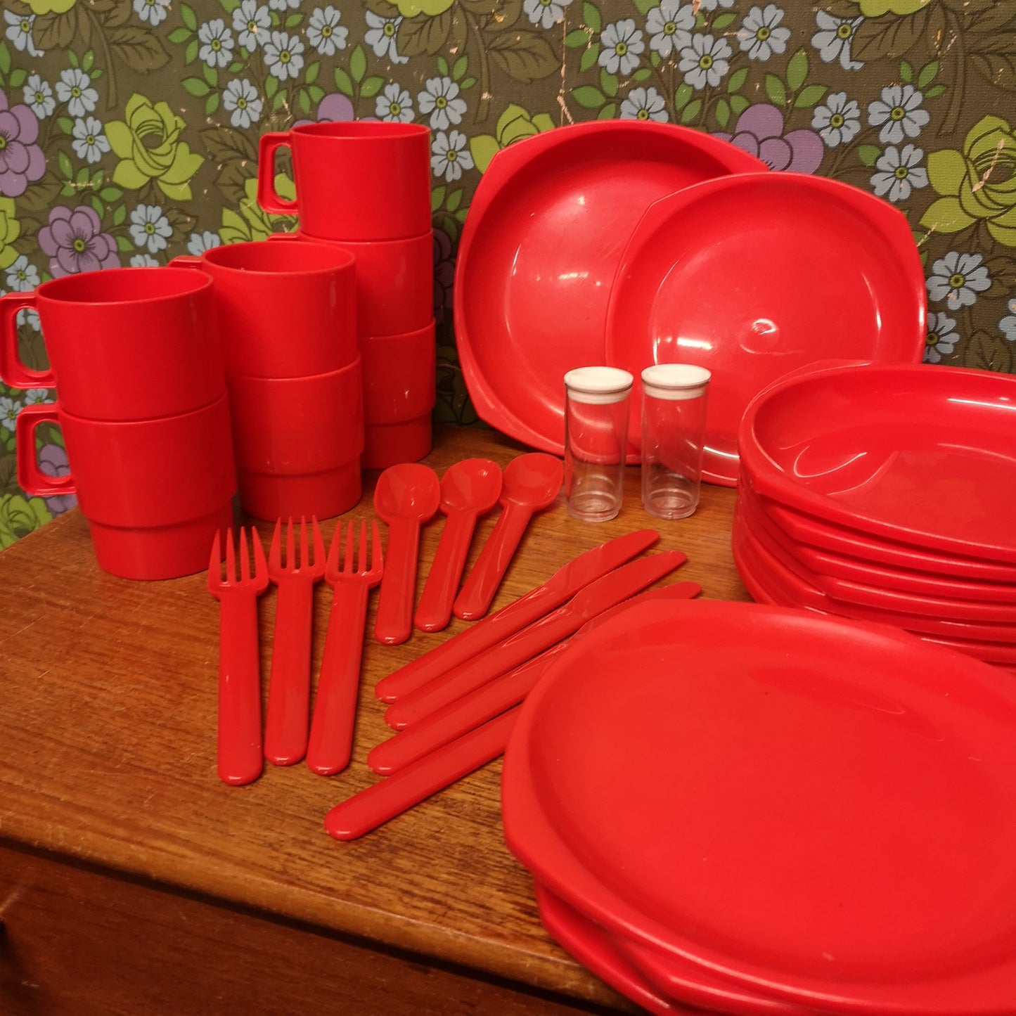 Red Plastic Picnic Camping Set Plates Cups Knives Forks Spoons