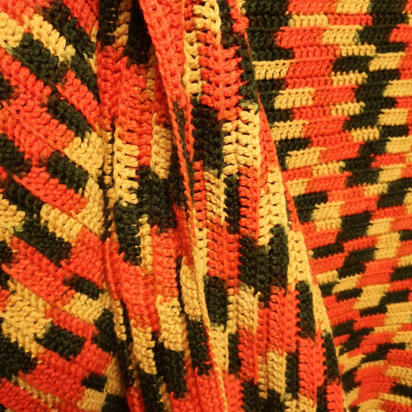 Green Orange Yellow Mottled Effect Knitted Blanket Bedspread