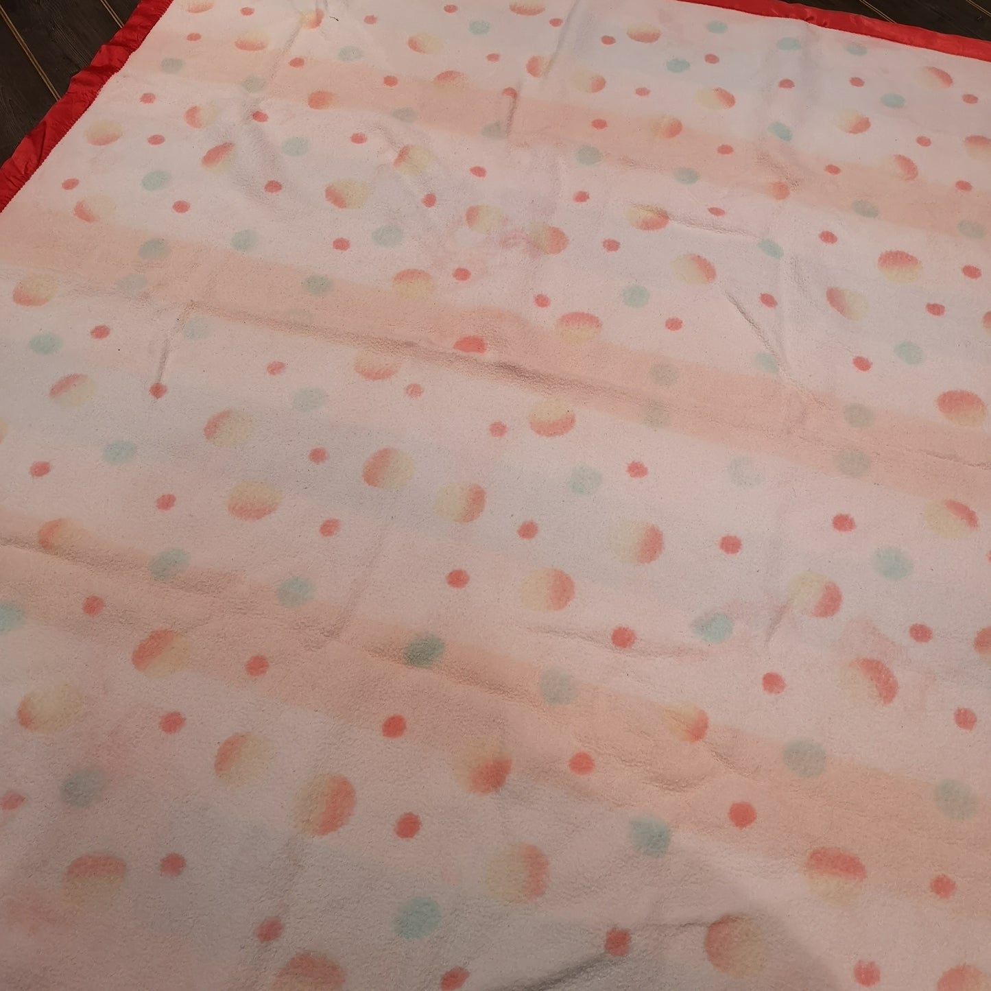 Vintage Retro Large Thick Warm Reversible Checked Spotty Blanket Bedspread