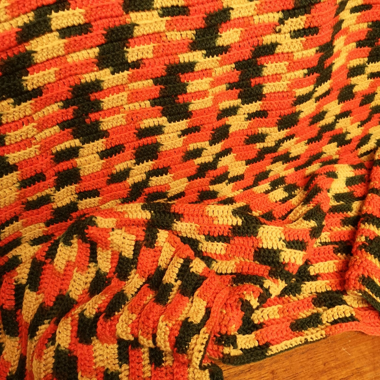 Green Orange Yellow Mottled Effect Knitted Blanket Bedspread