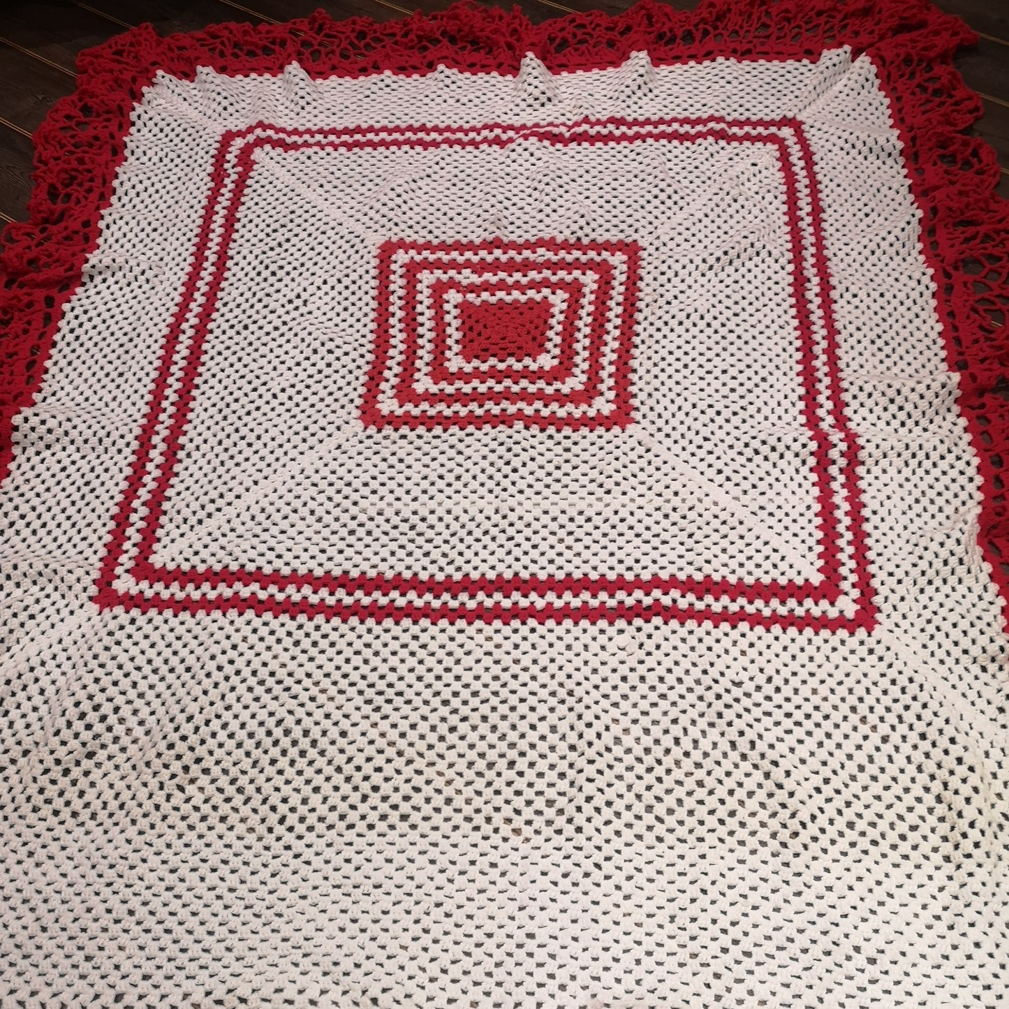 Red White Bedspread Vintage Knitted Crochet Double Bed Blanket Throw