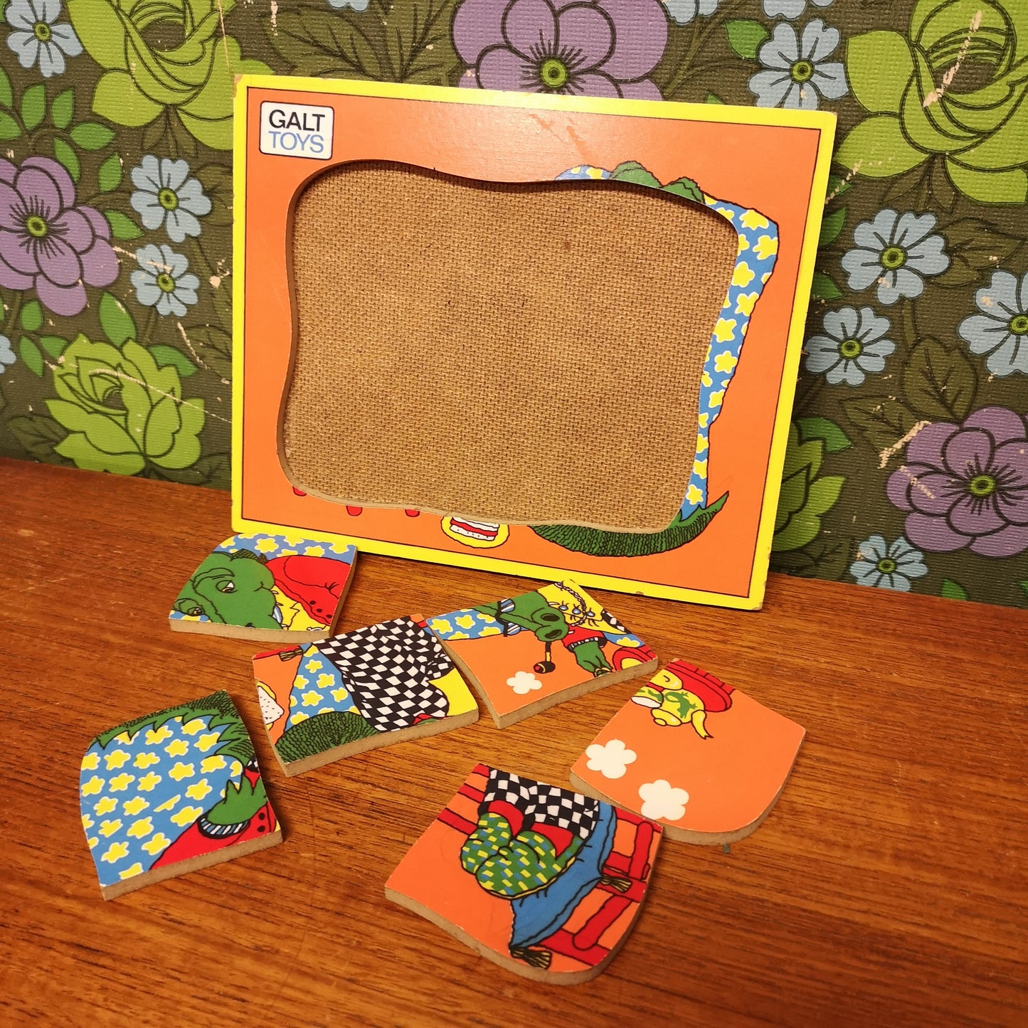 Vintage Galt Crocodile Wooden Jigsaw Puzzle