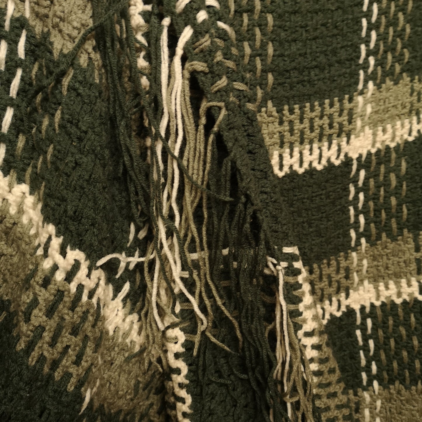 Green Grey Checked Basket effect Knitted Blanket Bedspread