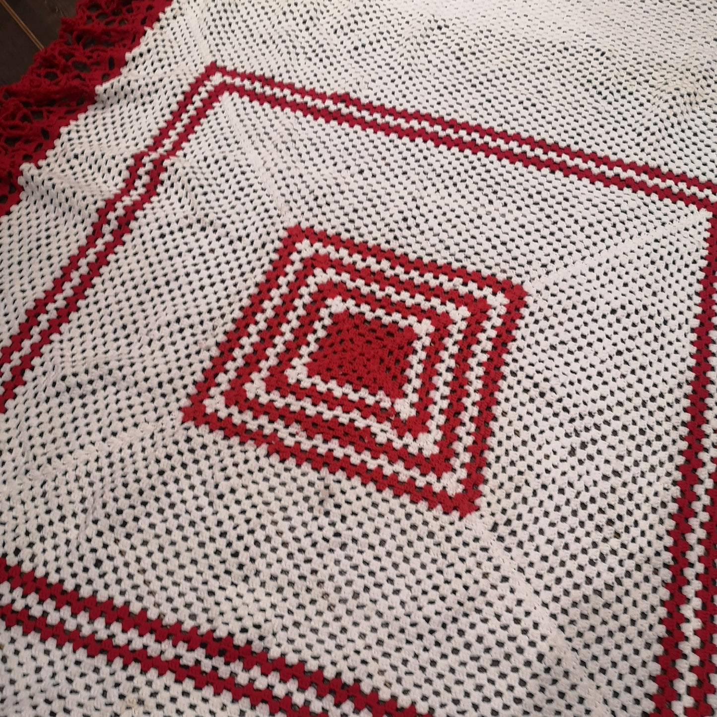 Red White Bedspread Vintage Knitted Crochet Double Bed Blanket Throw