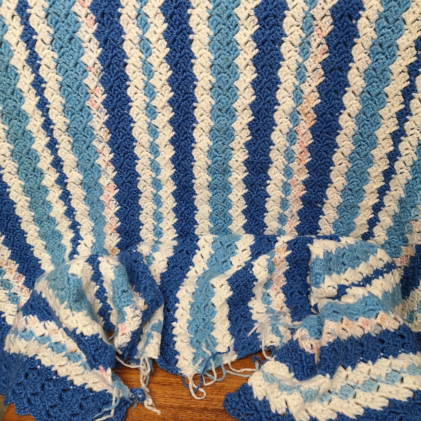 Chunky Soft Warm Knitted Blue Stripy Single Blanket