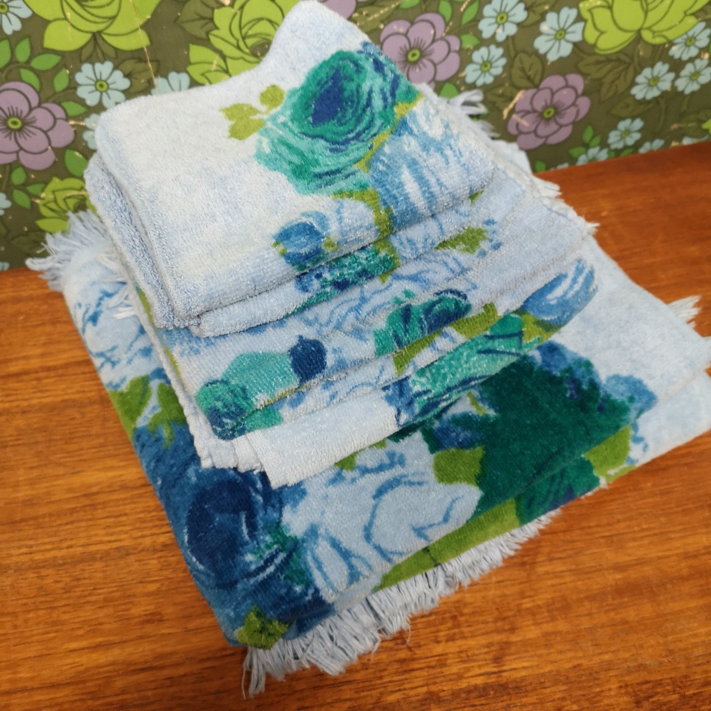 Blue Green Floral Vintage Cannon Monticello Towel Bale Bundle