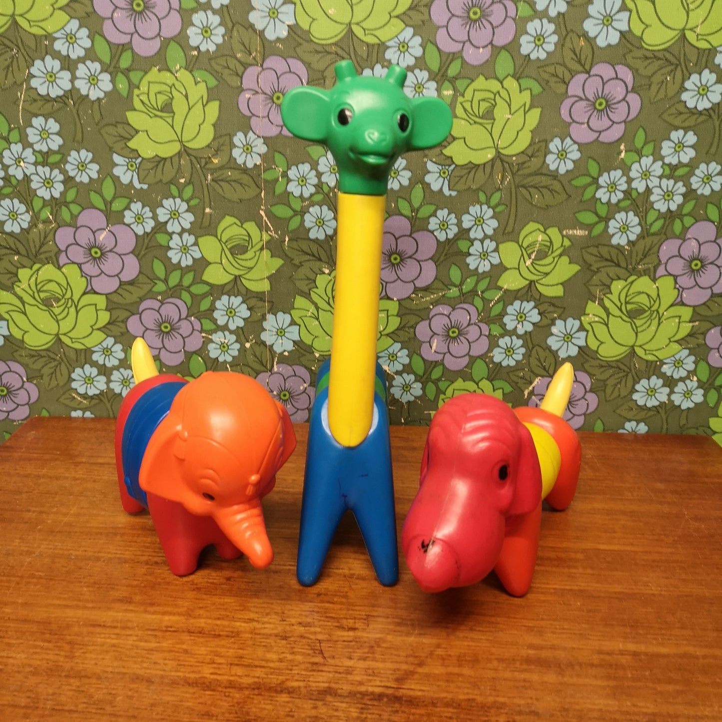 Tupperware Toy Animals Elephant Giraffe Dog Zoo it Yourself