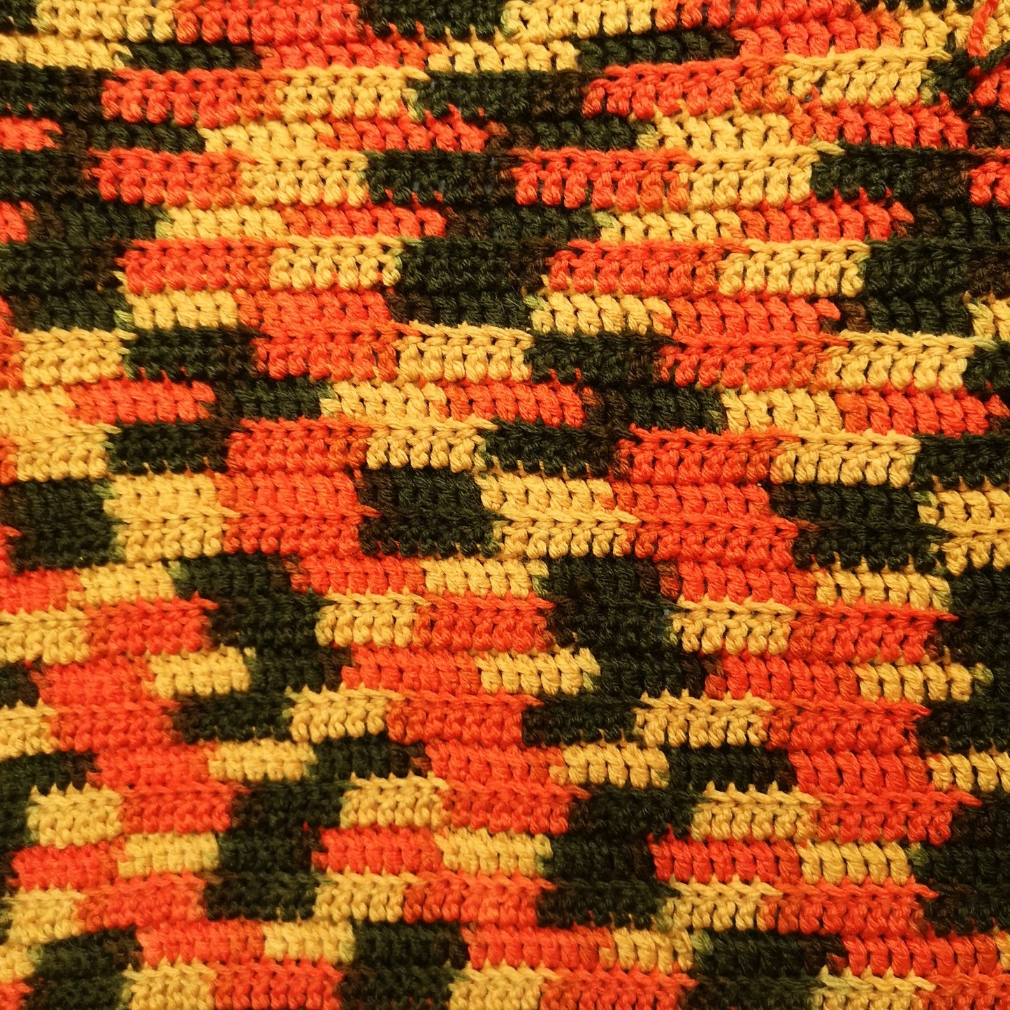 Green Orange Yellow Mottled Effect Knitted Blanket Bedspread