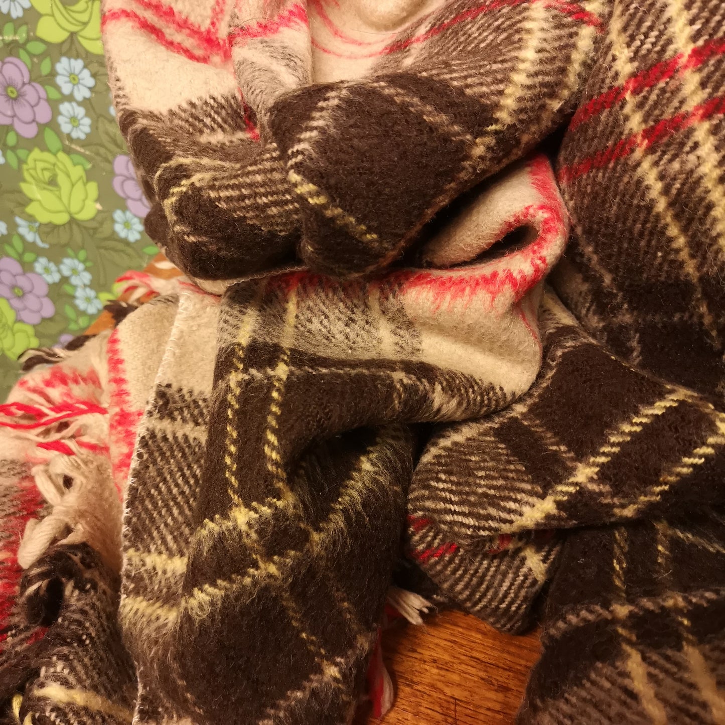 Retro Large Brown Red Checked Squares Double Blanket Campervan