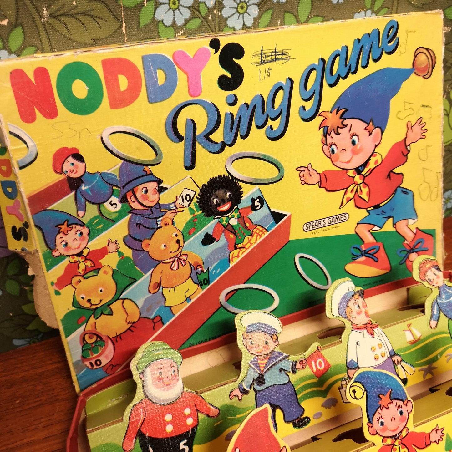 Vintage 60's Noddy's Ring Game Board Game Spears Games