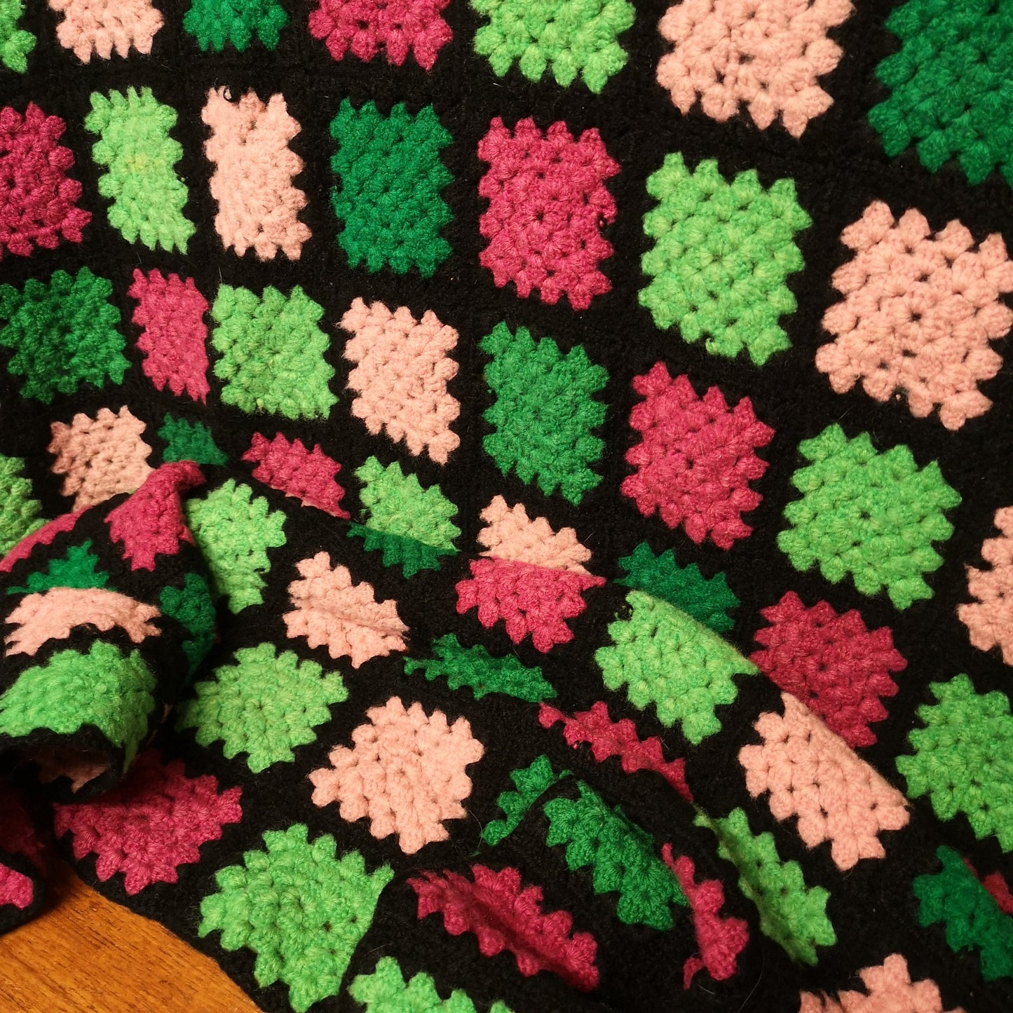 Pink Green granny Patchwork All Wool Knitted Crochet Single Blanket