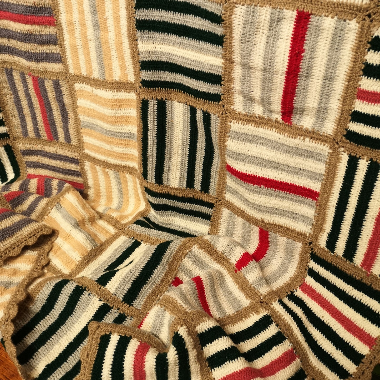 Knitted Patchwork Shabby Chic granny Squares Blanket Throw