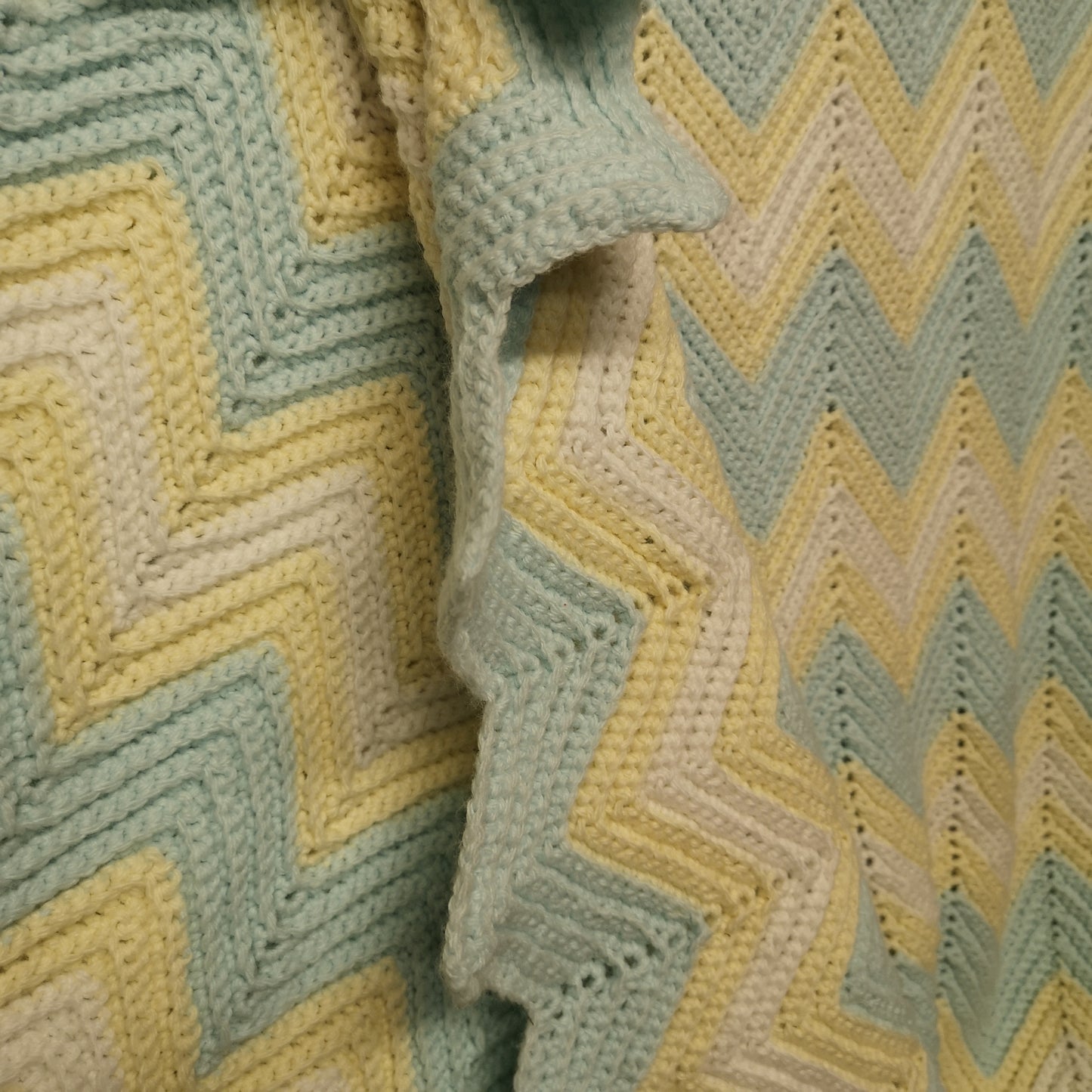 Pastel Blue Yellow Stripy Knitted Lap Blanket Throw