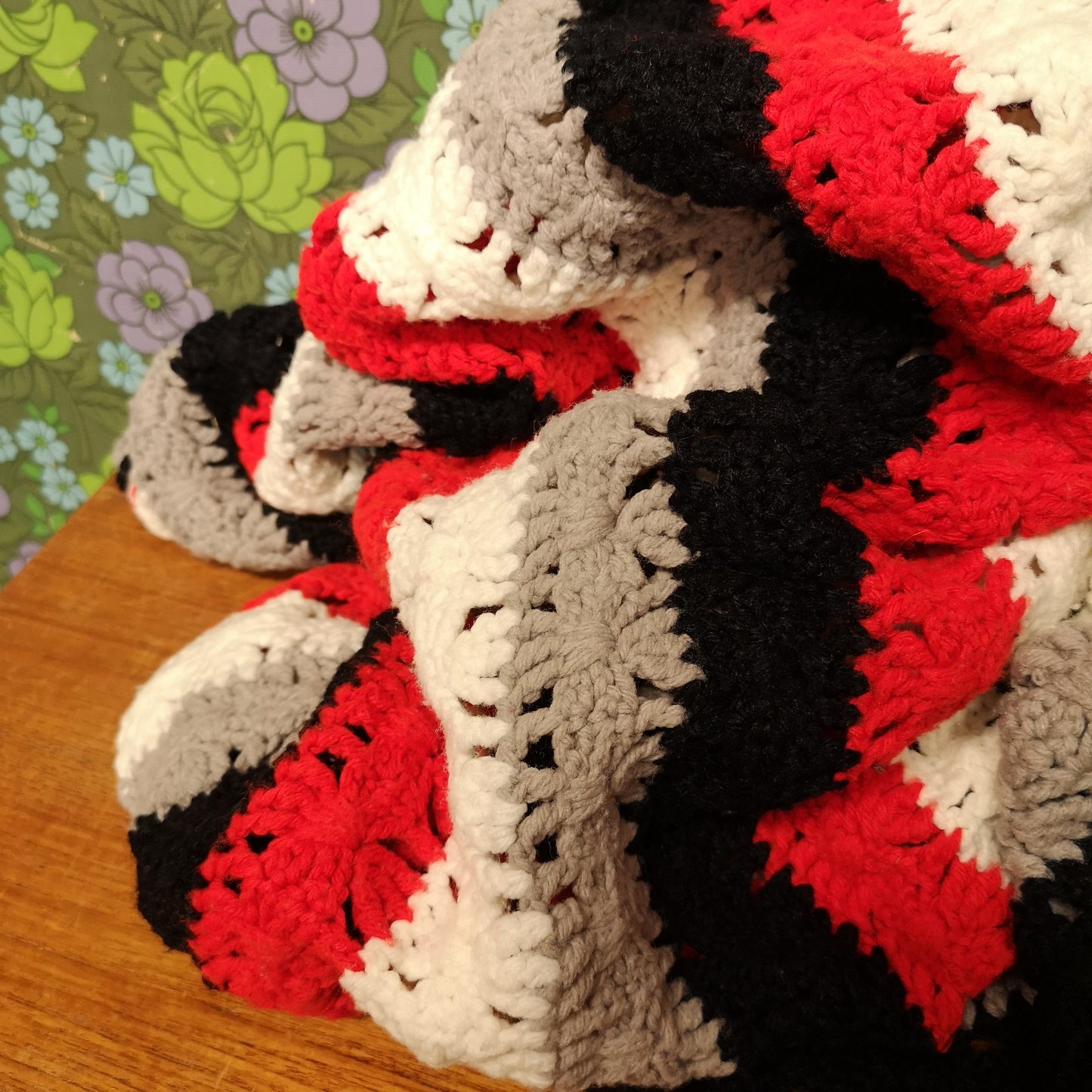 Grey Black Red Stripy Knitted Blanket Throw