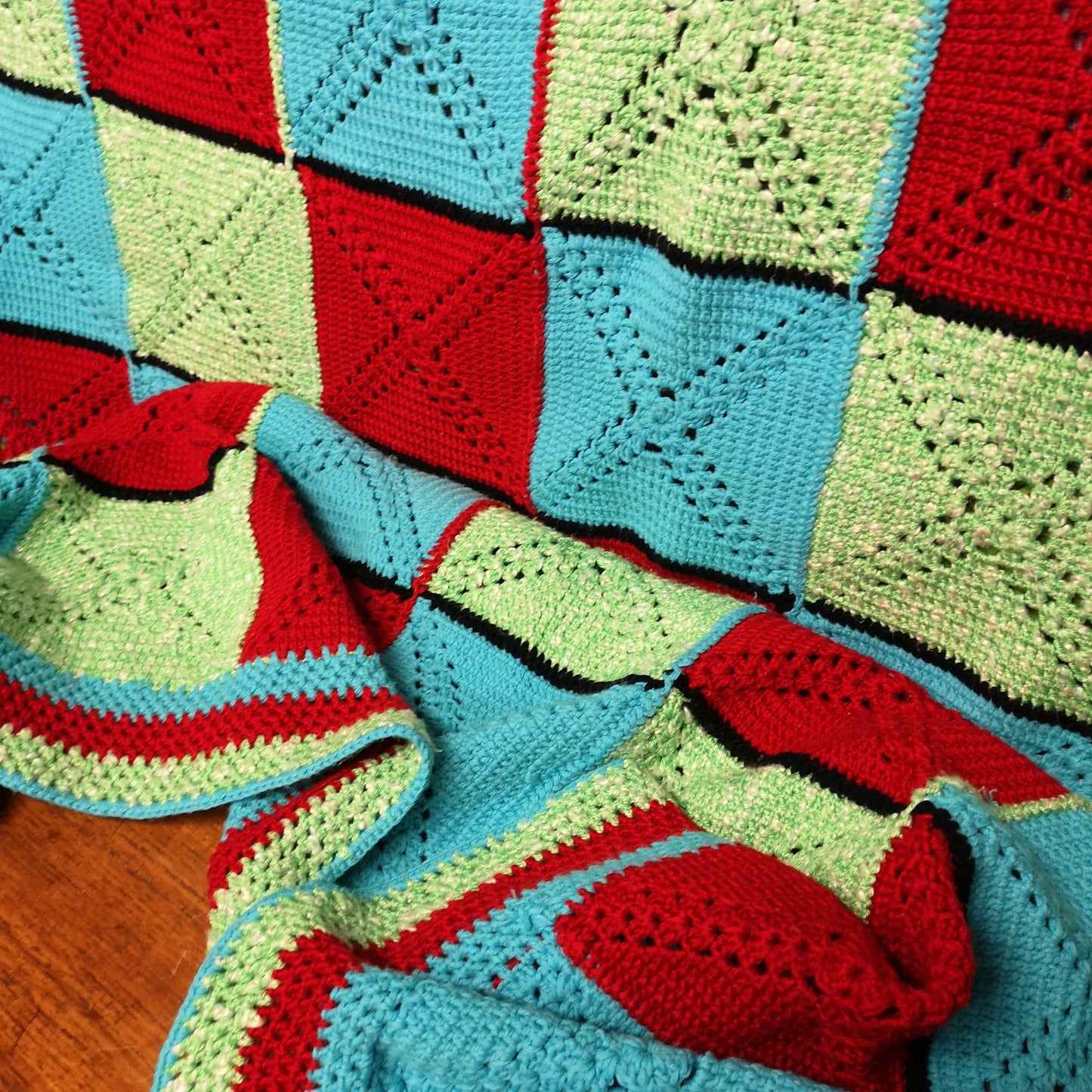 Granny Knitted Squares Patchwork Red Green Blue Single Bedspread