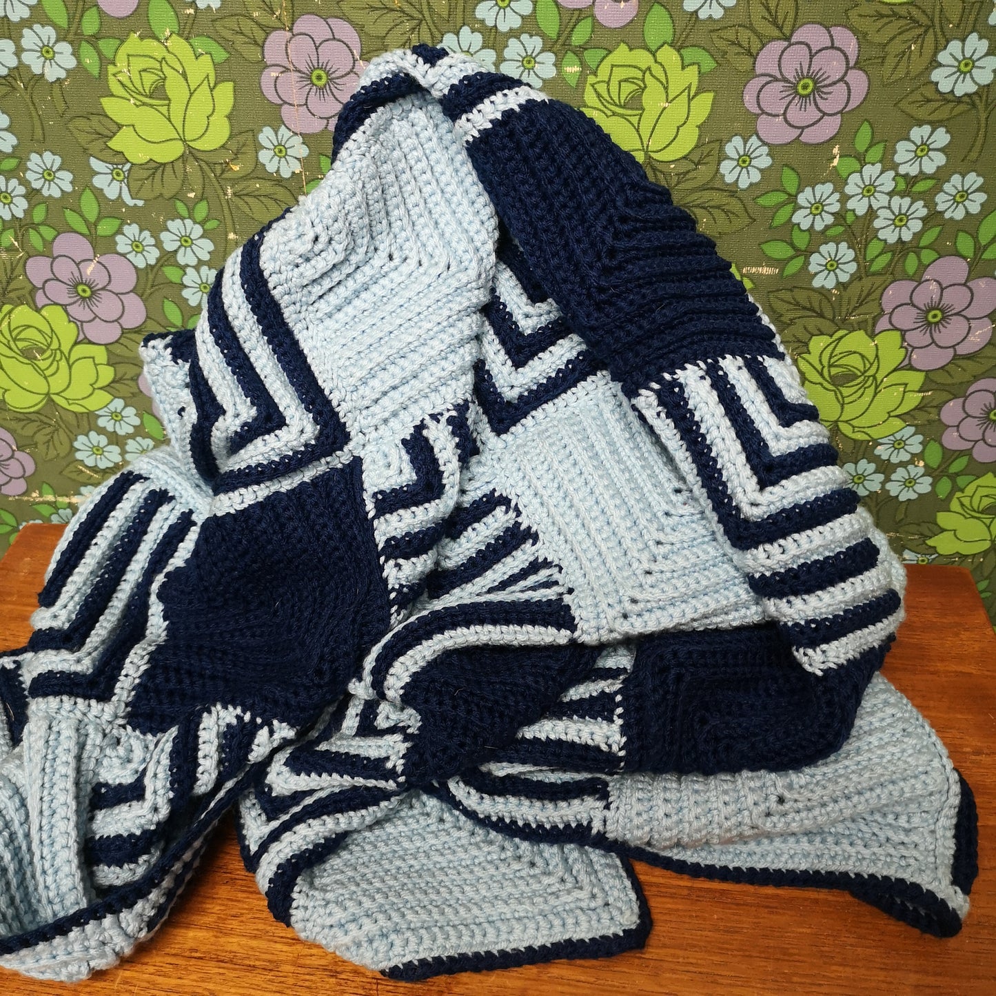 Blue Granny Squares Patchwork knitted Blanket Throw