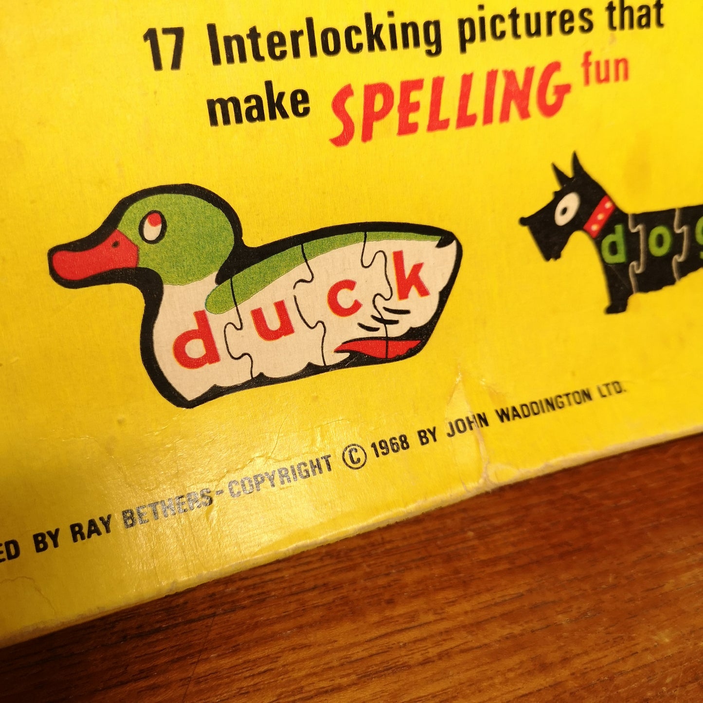 Vintage 60's Waddington First Spelling Pictures Puzzle