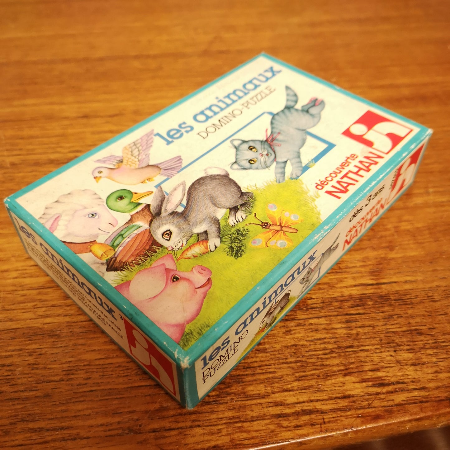 Vintage Animal Dominoes Game in French