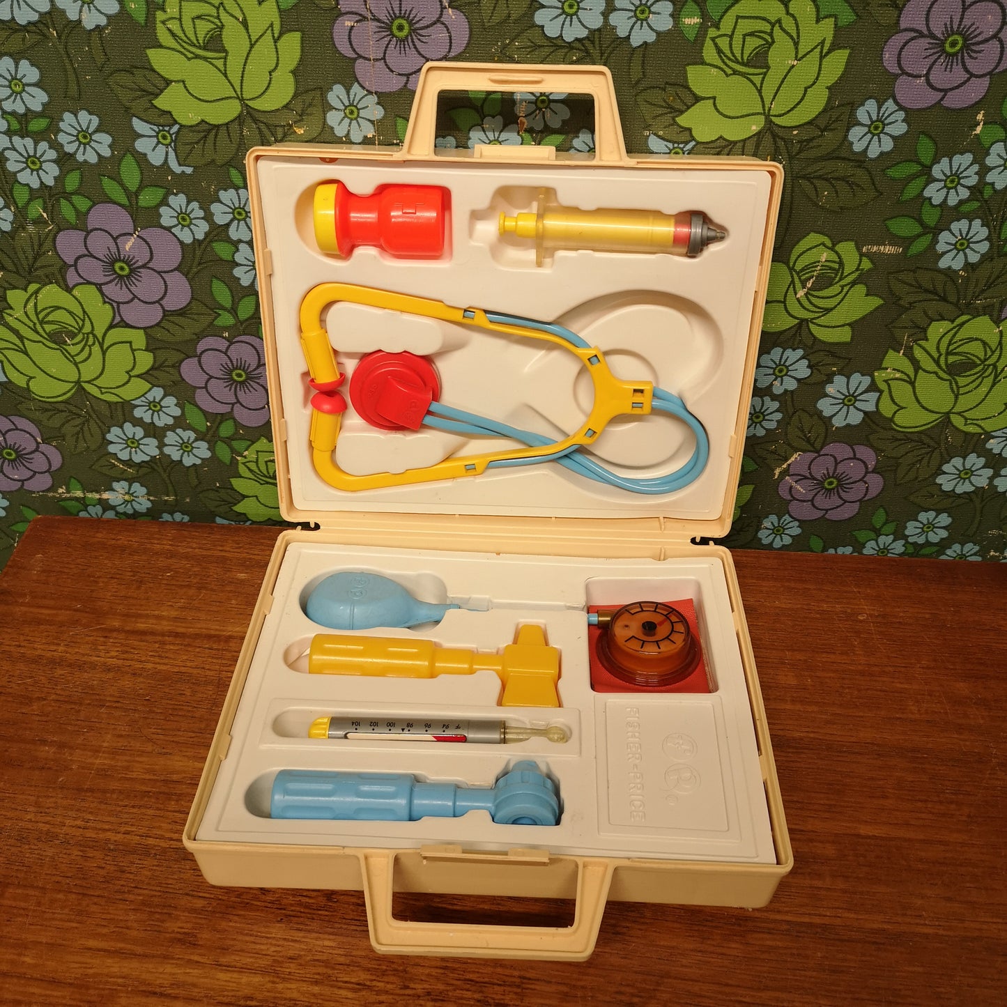 Vintage Fisher price Medical Kit Case 1977 #936