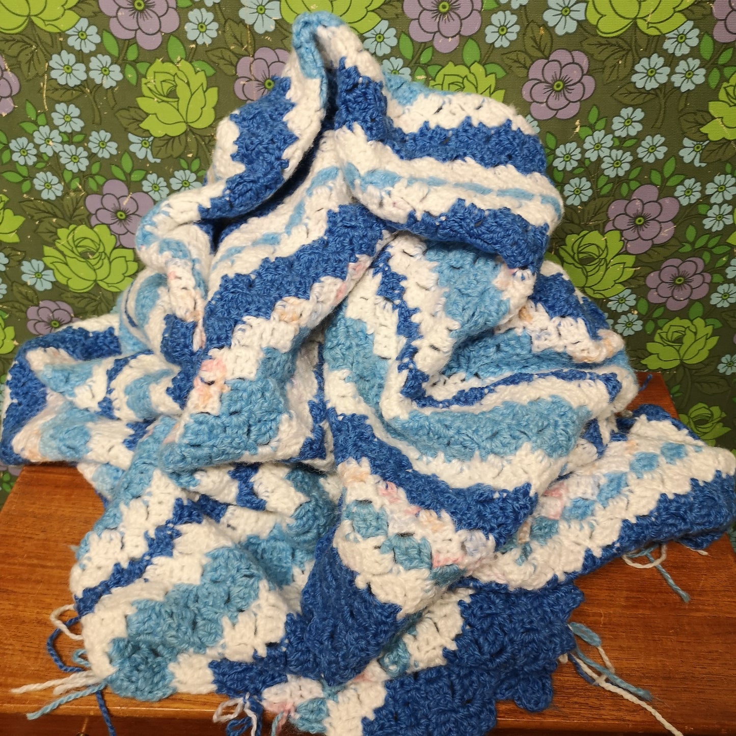 Chunky Soft Warm Knitted Blue Stripy Single Blanket