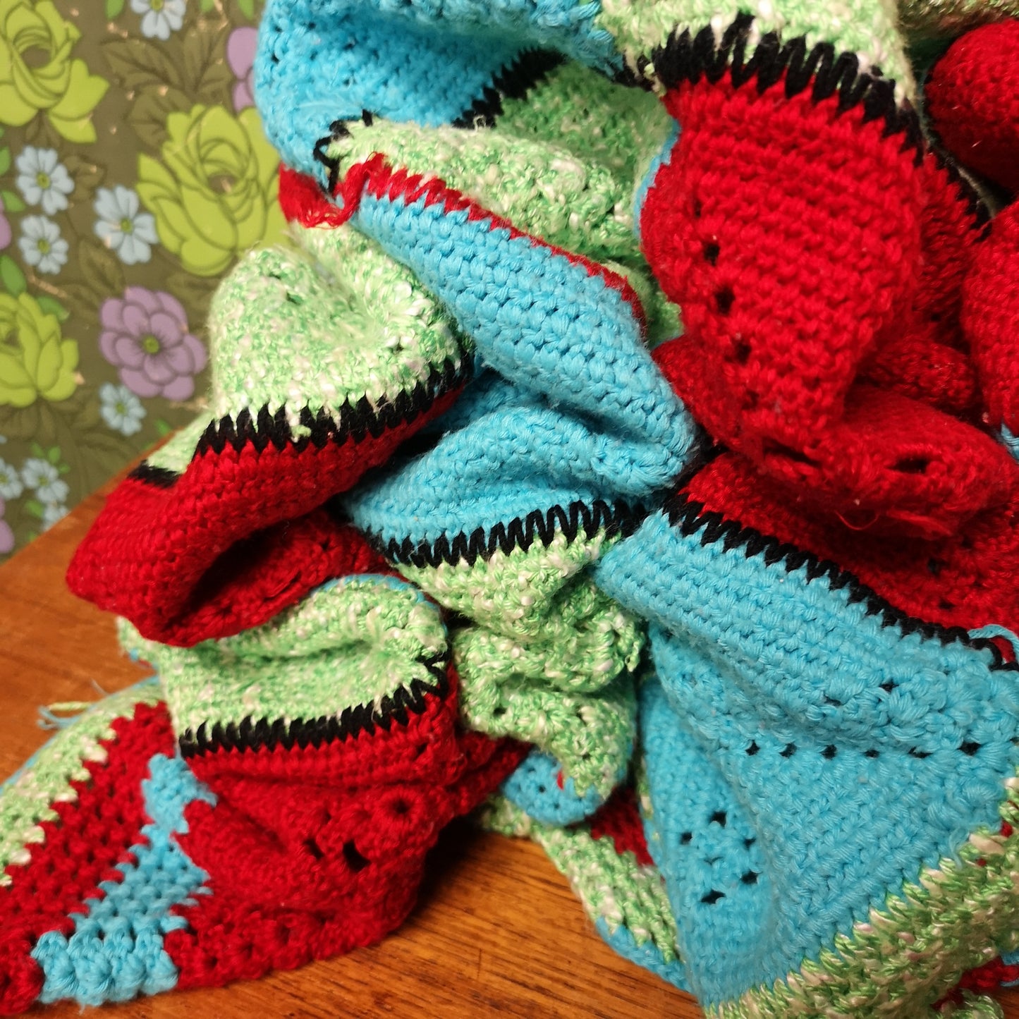 Granny Knitted Squares Patchwork Red Green Blue Single Bedspread