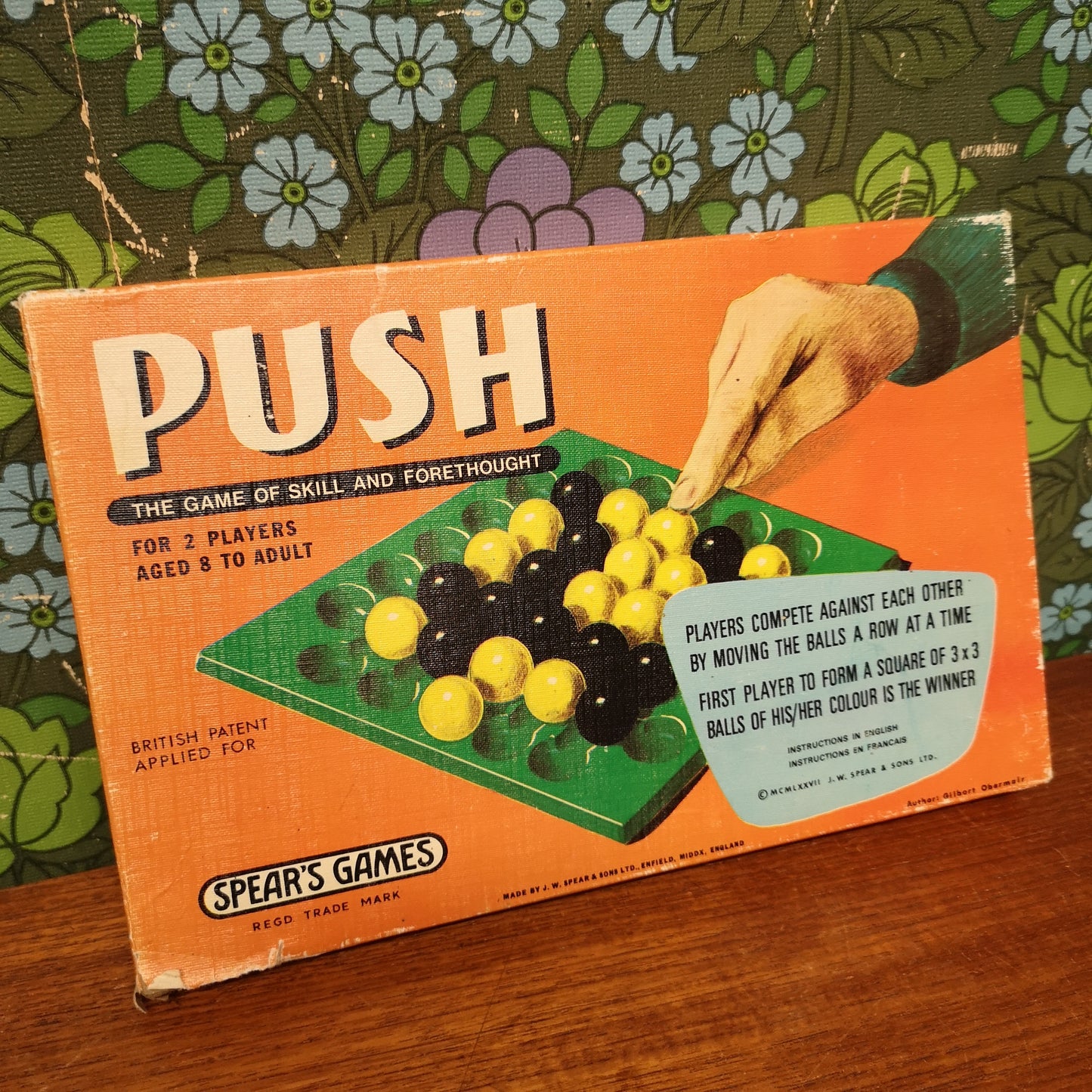 Vintage Push Spears Strategy Board Game