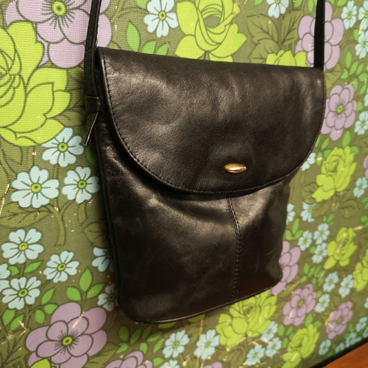 Vintage Debenhams Black Classic 80's Leather Shoulder Handbag