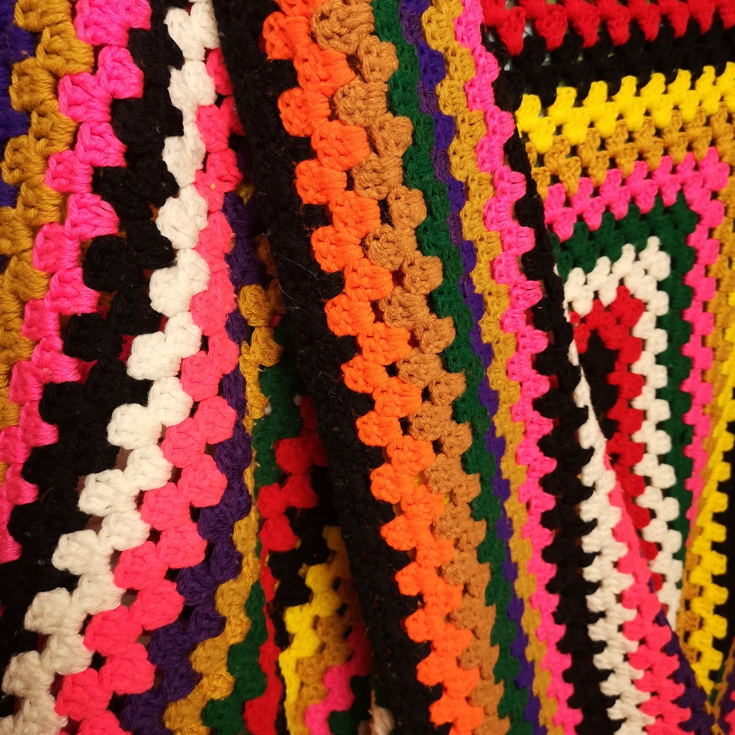 Bright Retro Stripy Knitted Granny Single Blanket Bedspread