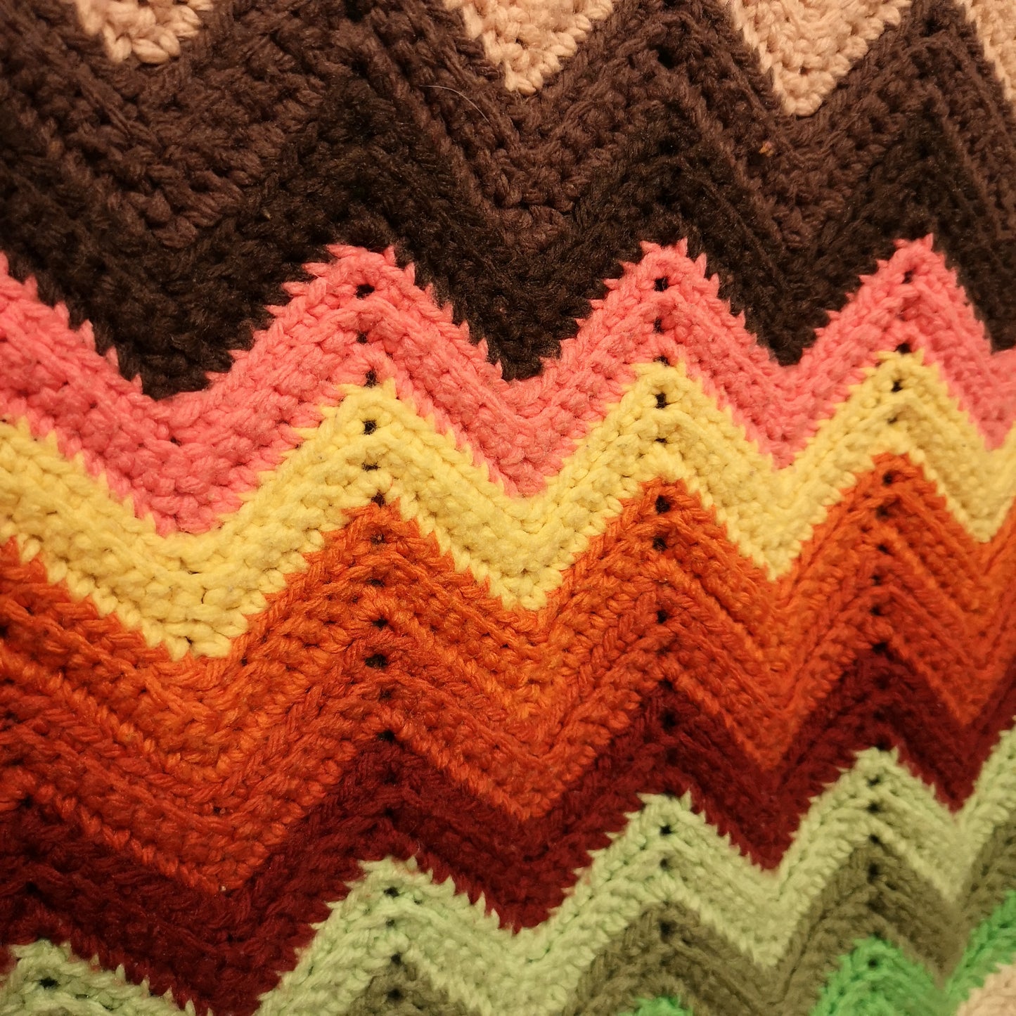 Retro Orange Green Zig Zag Stripy Fringed Single Knitted Blanket Bedspread Throw