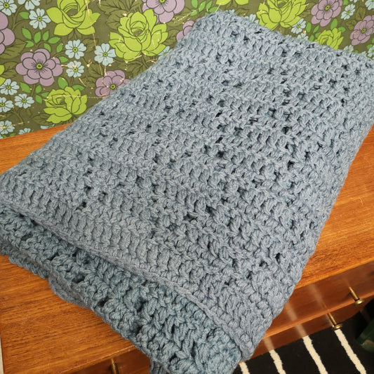 Long Blue Knitted Chunky Diamond Pattern Blanket Throw Bedspread