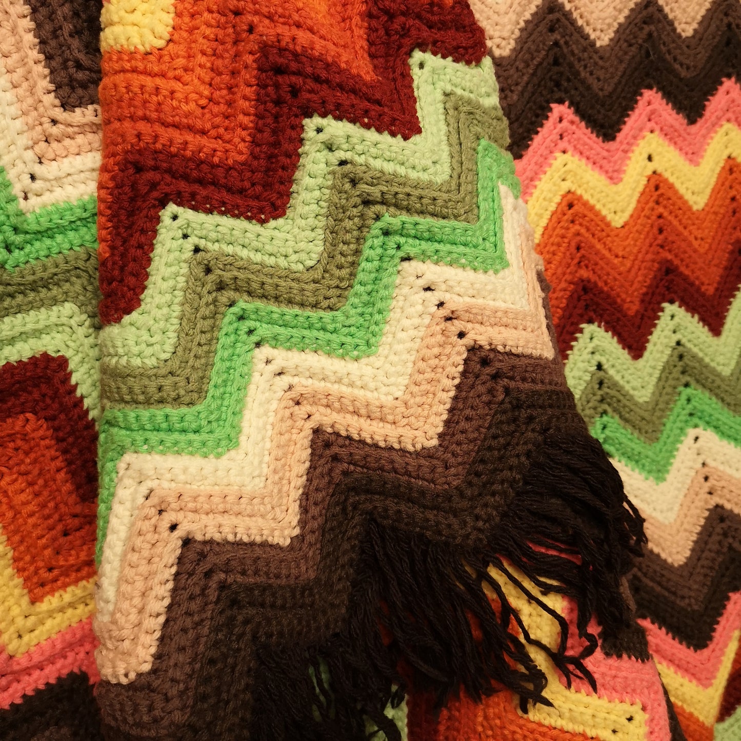 Retro Orange Green Zig Zag Stripy Fringed Single Knitted Blanket Bedspread Throw