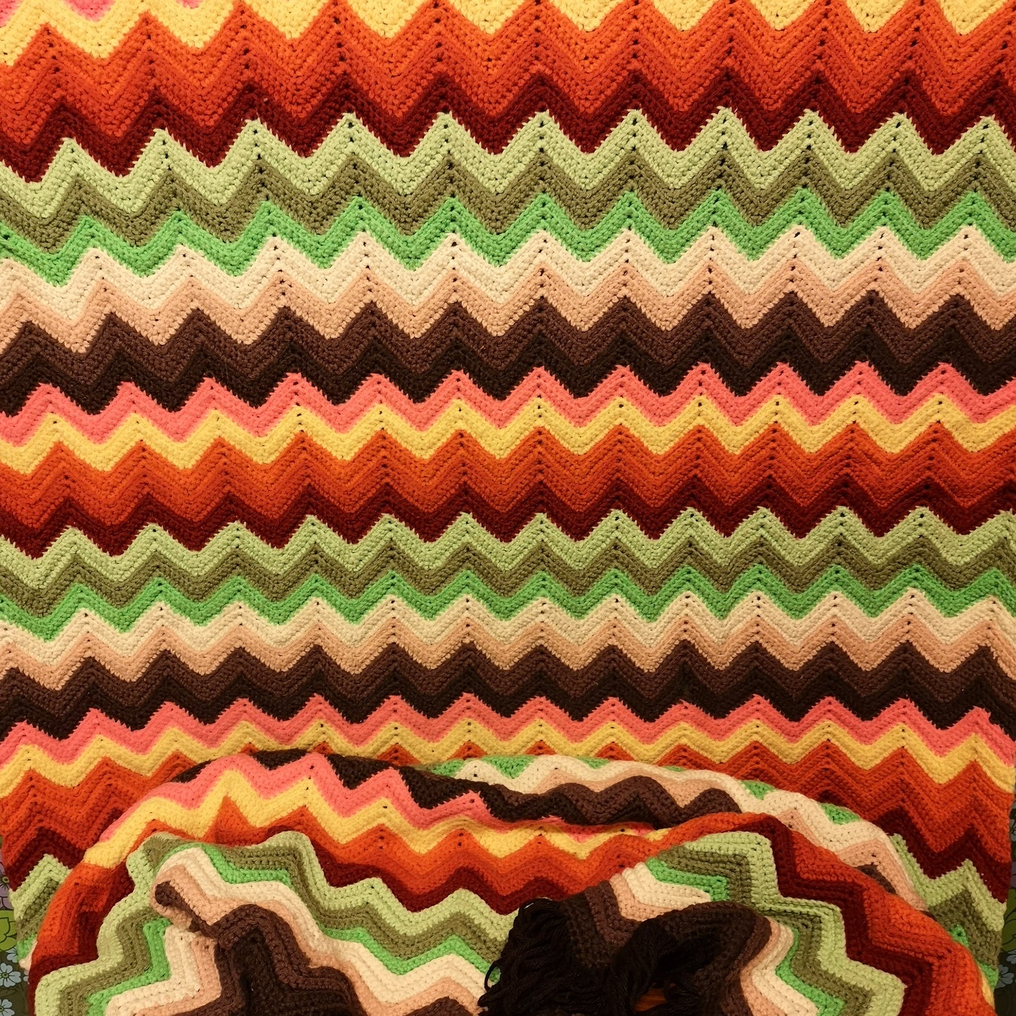 Retro Orange Green Zig Zag Stripy Fringed Single Knitted Blanket Bedspread Throw