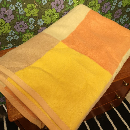 Retro Checked Brown Yellow Beige Orange Bedspread Blanket