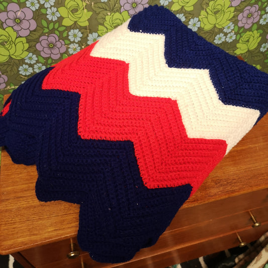 Red White Blue Stripy Zig Zag Knitted Blanket