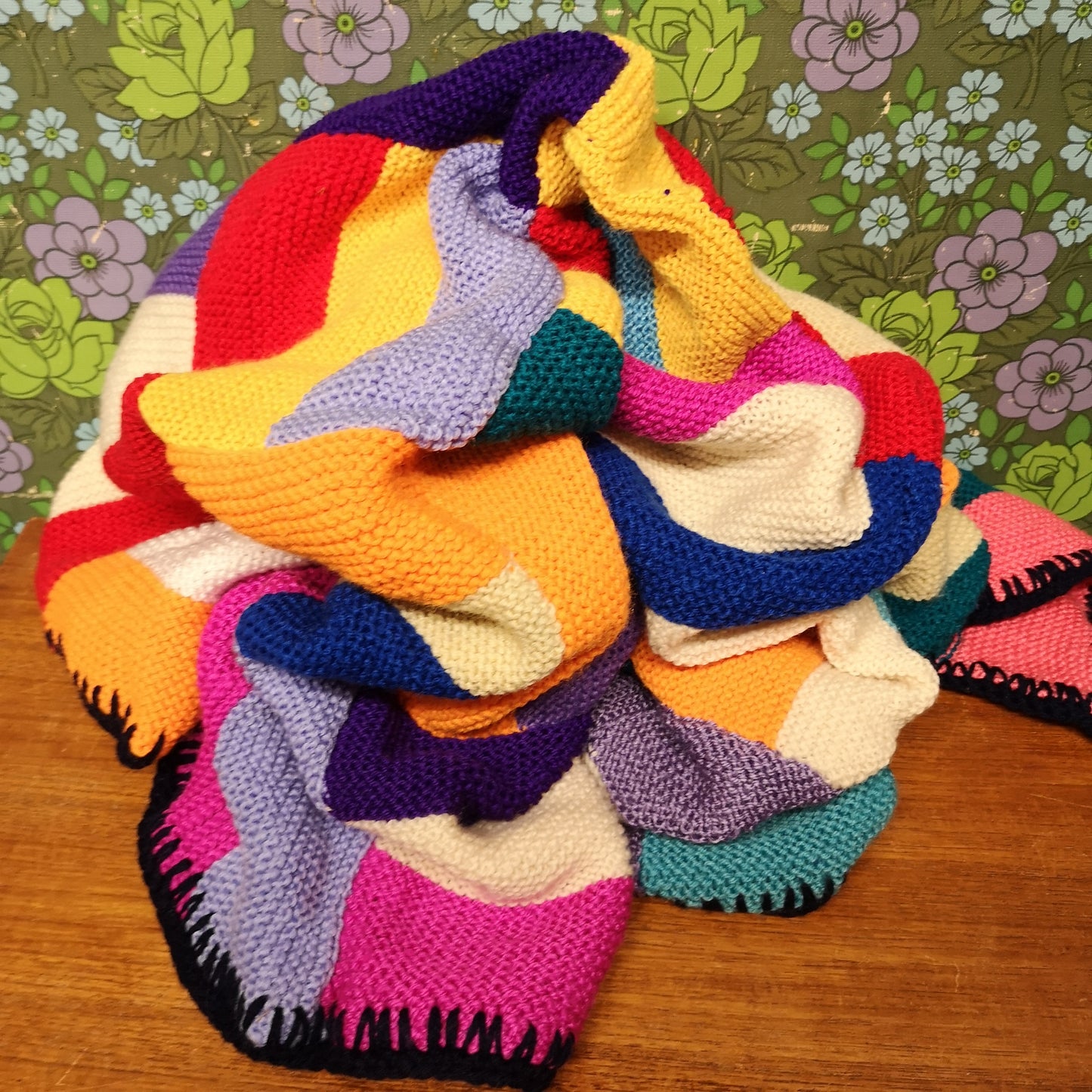 Bright Red Yellow Patchwork Granny Knitted Single Blanket Bedspread