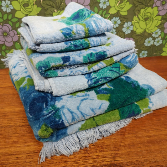 Blue Green Floral Vintage Cannon Monticello Towel Bale Bundle