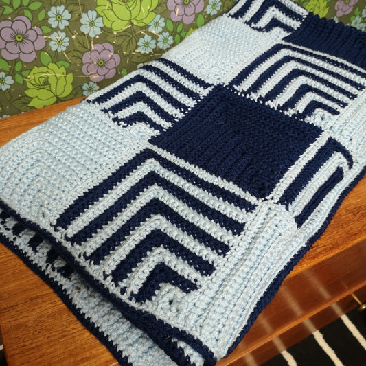 Blue Granny Squares Patchwork knitted Blanket Throw