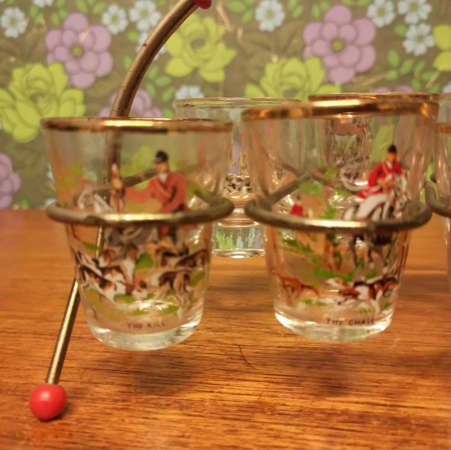 Vintage Set of 6 Shot Glasses in a Retro 50's Atomic Metal Stand