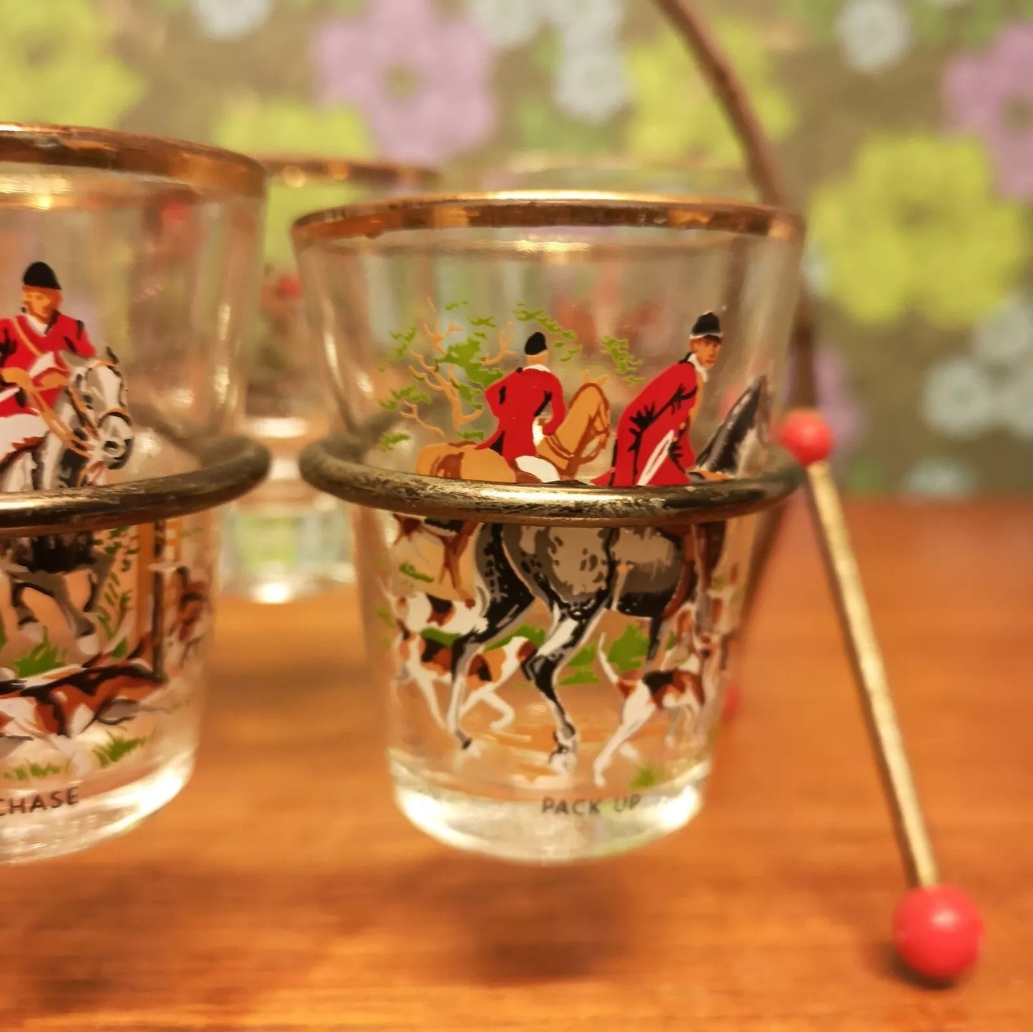 Vintage Set of 6 Shot Glasses in a Retro 50's Atomic Metal Stand