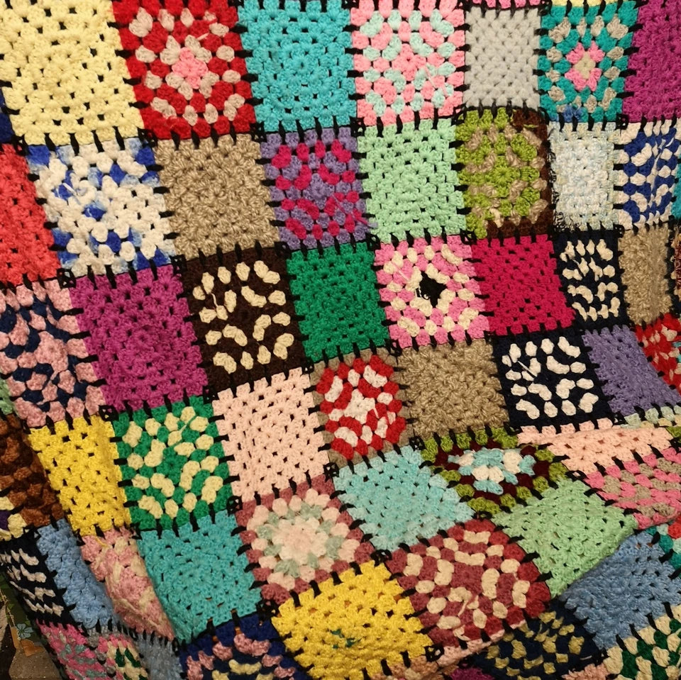 Huge Vintage Knitted Crochet Granny Squares Patchwork Blanket Throw Bedspread