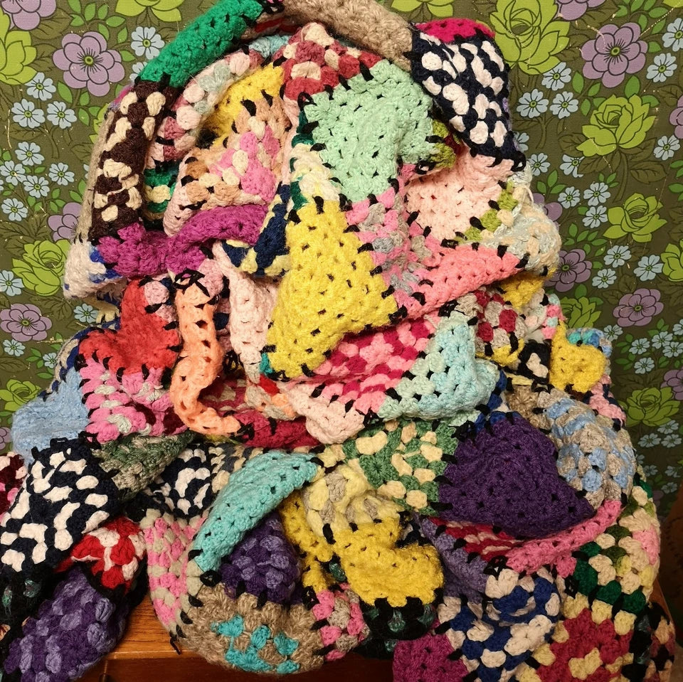 Huge Vintage Knitted Crochet Granny Squares Patchwork Blanket Throw Bedspread